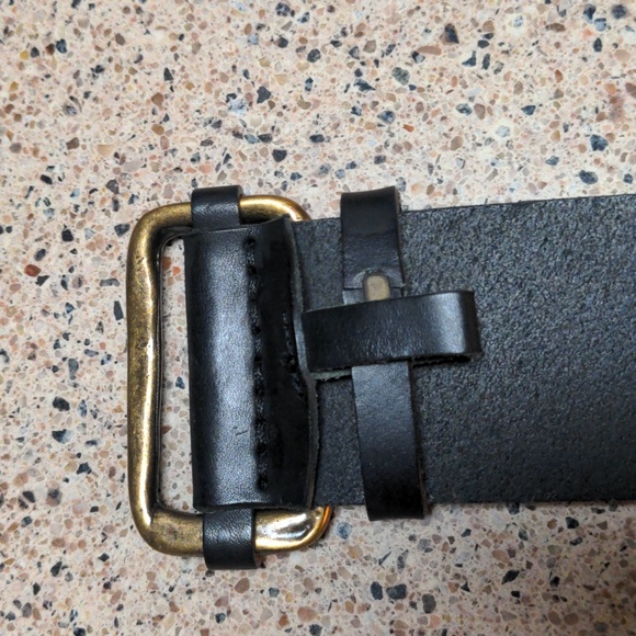 CLUB MONACO /Women's Adjustable Leather Belt (OS) - Picture 6 of 16